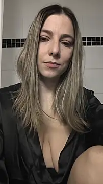 evafolver online show from December 19, 7:10 pm