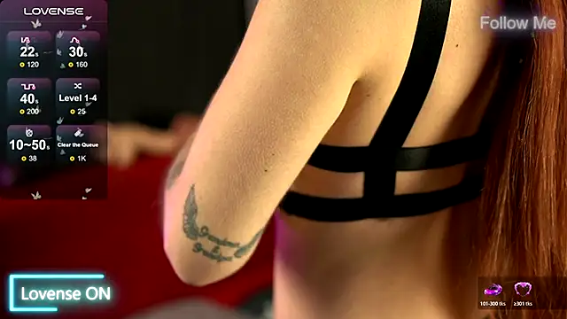 Snapshot of Tracyix chatting on December 17, 7:42 pm Tracyix online show from December 17, 7:42 pm