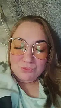 Kiss Eva online show from December 28, 12:04 am