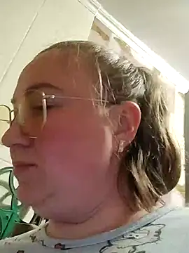 Kiss Eva online show from March 10, 8:56 pm