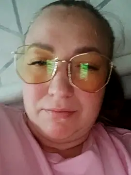 Kiss Eva online show from October 1, 12:33 pm