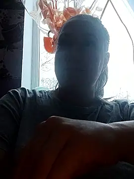 Kiss Eva online show from January 13, 2:00 pm