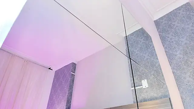 Snapshot of MiilaBlake chatting on September 19, 7:58 pm MiilaBlake online show from September 19, 7:58 pm