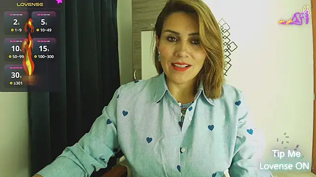 Snapshot of Marysexy73 chatting on October 20, 9:32 am Marysexy73 online show from October 20, 9:32 am