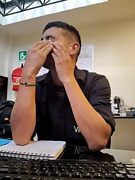 Snapshot of Juann-cock chatting on November 23, 4:07 pm Juann-cock online show from November 23, 4:07 pm