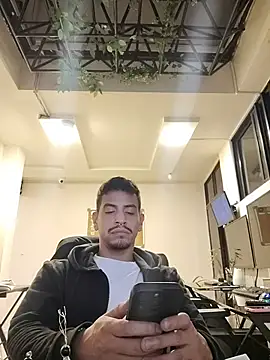 Juann-cock online show from July 12, 9:33 am