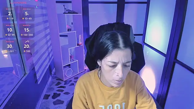 Snapshot of ShaunaDream chatting on September 16, 3:51 am ShaunaDream online show from September 16, 3:51 am