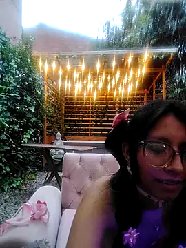 Snapshot of VioletxBloom chatting on September 29, 9:52 pm VioletxBloom online show from September 29, 9:52 pm