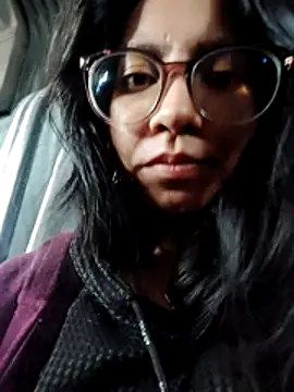 Snapshot of VioletxBloom chatting on November 27, 7:27 pm VioletxBloom online show from November 27, 7:27 pm