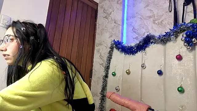 VioletxBloom online show from December 21, 10:11 am