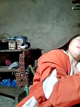 quynhkoolbae online show from November 20, 2:01 am