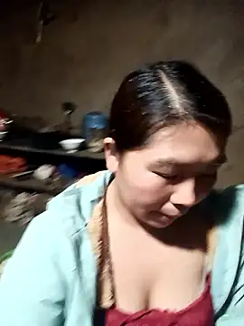 quynhkoolbae online show from January 9, 1:03 pm