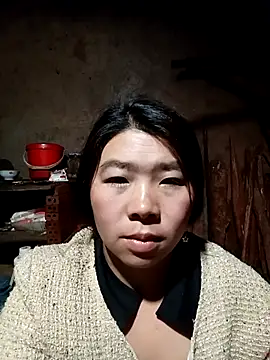 quynhkoolbae online show from February 10, 11:42 pm