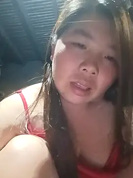 quynhkoolbae online show from April 16, 1:01 pm