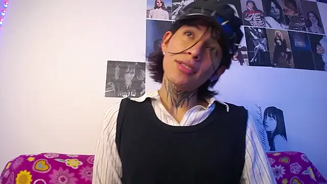 Snapshot of bellamy_095 chatting on February 11, 7:52 pm bellamy 095 online show from February 11, 7:52 pm