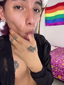 Snapshot of bellamy_095 chatting on February 22, 9:57 pm bellamy 095 online show from February 22, 9:57 pm