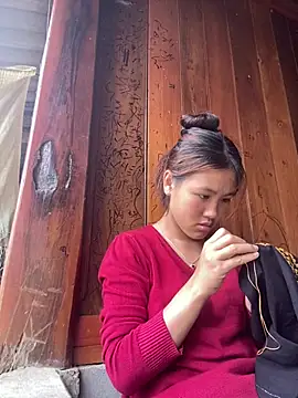 Snapshot of May_nhi chatting on June 27, 3:33 am May nhi online show from June 27, 3:33 am