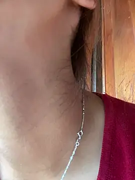 Snapshot of May_nhi chatting on July 19, 4:05 am May nhi online show from July 19, 4:05 am