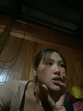 Snapshot of May_nhi chatting on July 28, 2:46 pm May nhi online show from July 28, 2:46 pm