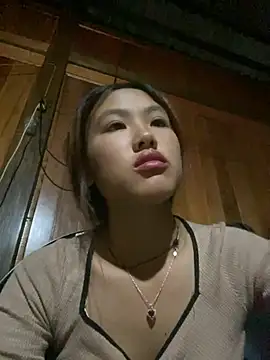 Snapshot of May_nhi chatting on July 29, 3:21 pm May nhi online show from July 29, 3:21 pm