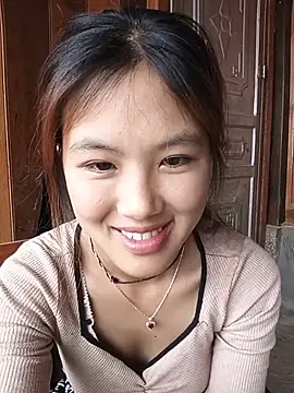 Snapshot of May_nhi chatting on July 30, 6:12 am May nhi online show from July 30, 6:12 am