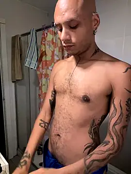 Snapshot of IskanderDemian chatting on September 12, 8:20 pm IskanderDemian online show from September 12, 8:20 pm