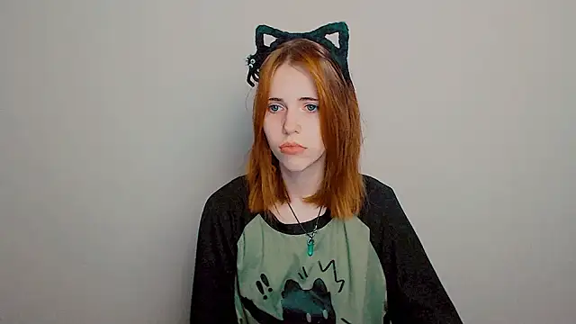 Snapshot of GuessMe___ chatting on October 31, 10:55 pm GuessMe online show from October 31, 10:55 pm