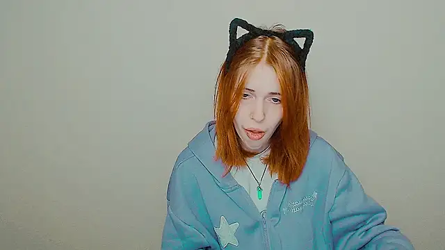 Snapshot of GuessMe___ chatting on November 8, 10:52 pm GuessMe online show from November 8, 10:52 pm