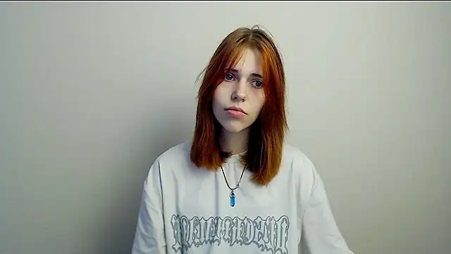 Snapshot of GuessMe___ chatting on November 10, 5:50 am GuessMe online show from November 10, 5:50 am