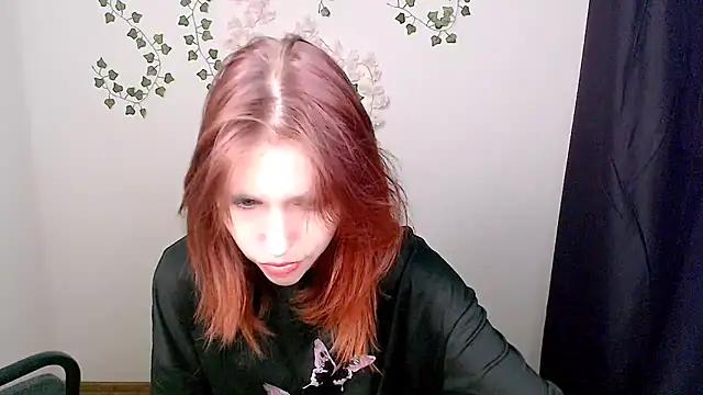 Snapshot of GuessMe___ chatting on June 10, 8:52 pm GuessMe online show from June 10, 8:52 pm