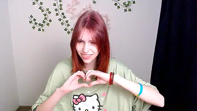 Snapshot of GuessMe___ chatting on June 14, 6:37 am GuessMe online show from June 14, 6:37 am