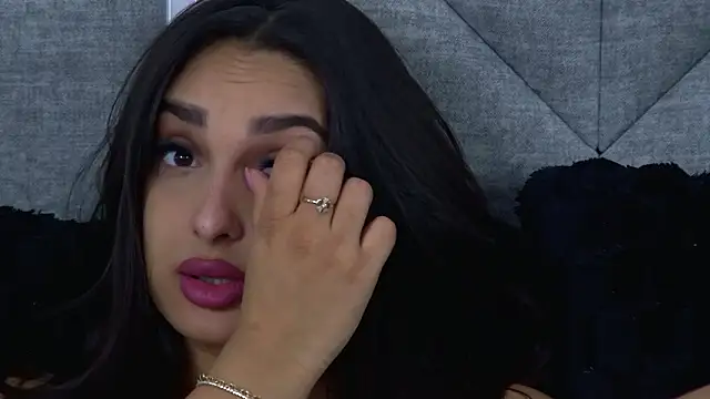 Kimberlymav online show from March 17, 5:11 am