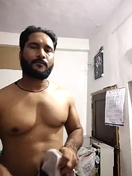 Snapshot of VijayLover69 chatting on October 2, 9:16 am VijayLover69 online show from October 2, 9:16 am