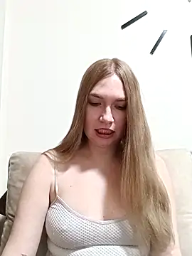 KisaVixen online show from March 18, 9:51 pm