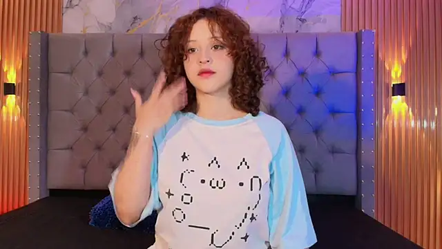 Suxan White  online show from September 20, 11:33 am