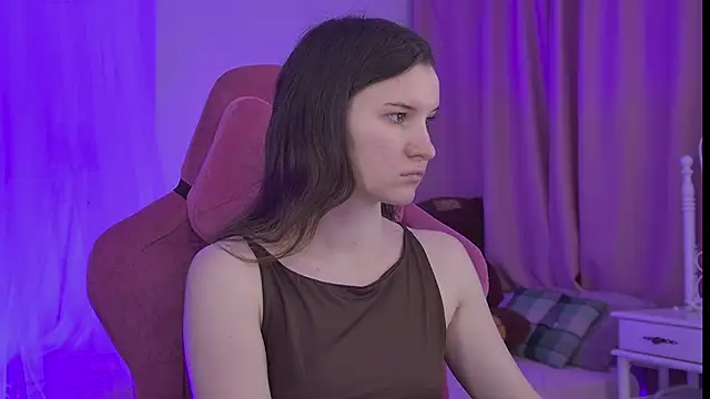 AgataWillis online show from April 1, 3:51 am