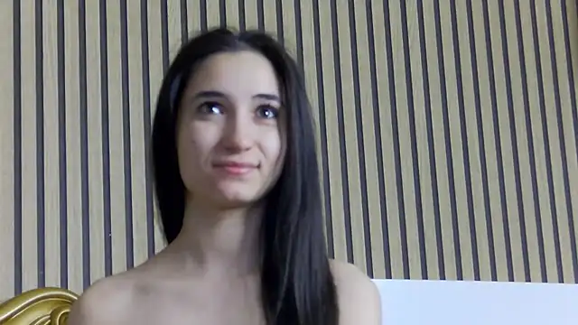 CarolinaBlair online show from April 5, 5:59 am