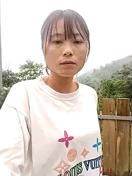 linda bae00 online show from September 13, 2:33 am