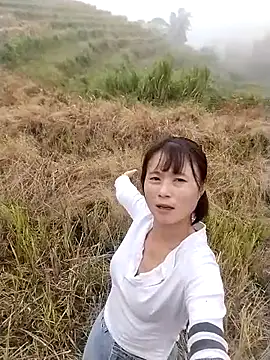 linda bae00 online show from October 24, 3:14 am