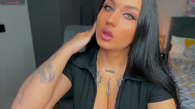 mygoddesshecate online show from July 3, 8:15 pm