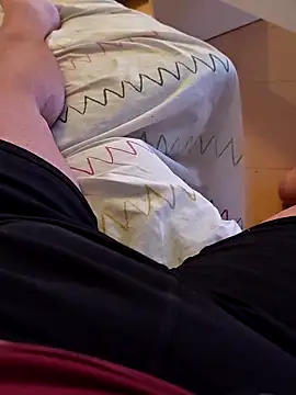 t-dog26 online show from April 26, 5:05 am