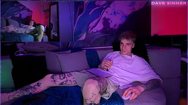 Snapshot of davesinner chatting on May 27, 6:27 pm davesinner online show from May 27, 6:27 pm
