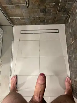 Snapshot of MrZli chatting on October 26, 1:17 pm MrZli online show from October 26, 1:17 pm