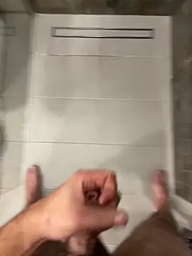 Snapshot of MrZli chatting on November 8, 1:22 pm MrZli online show from November 8, 1:22 pm