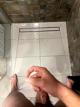 Snapshot of MrZli chatting on November 28, 7:49 pm MrZli online show from November 28, 7:49 pm