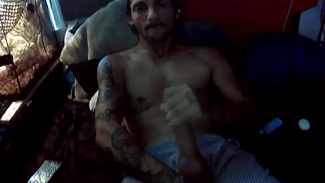 Snapshot of longdme33 chatting on September 19, 5:57 pm longdme33 online show from September 19, 5:57 pm