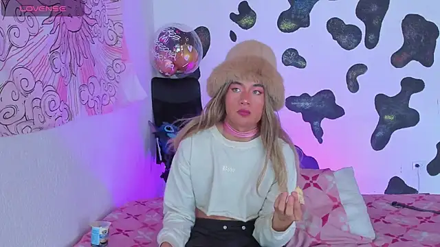 brihanna cooper online show from October 5, 4:49 pm