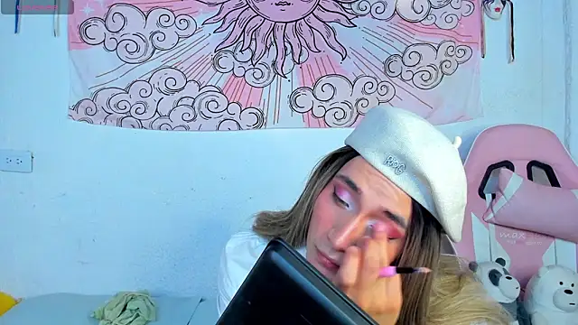 Snapshot of brihanna_cooper chatting on May 8, 2:33 pm brihanna cooper online show from May 8, 2:33 pm