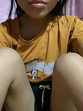 milo bae online show from March 10, 11:43 pm