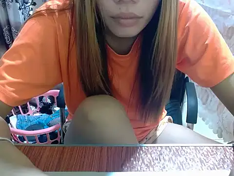 Snapshot of Joys_Wet_Pussy chatting on May 8, 11:15 am Joys Wet Pussy online show from May 8, 11:15 am